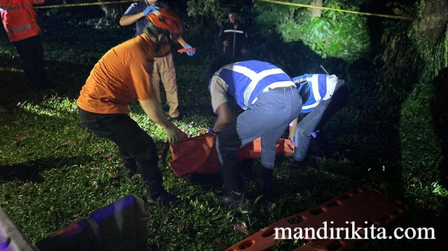 Heboh! Mayat Pria Ditemukan di Tol Jagorawi