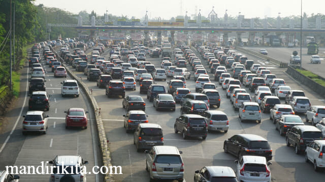 Info Kepadatan di Tol Arah Jakarta Pagi Ini